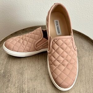 Steve Madden Blush Quilted Slip-On Sneakers Size 6.5